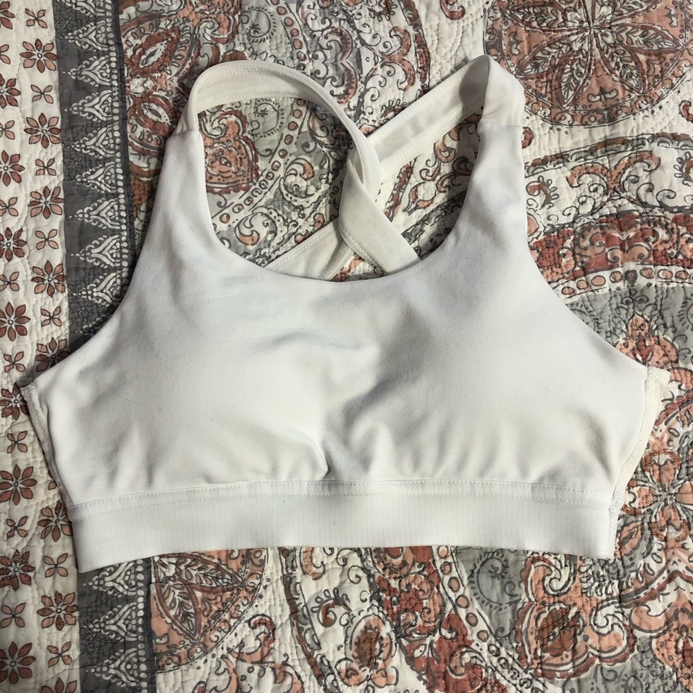 Myprotein power cross back sports bra white small
